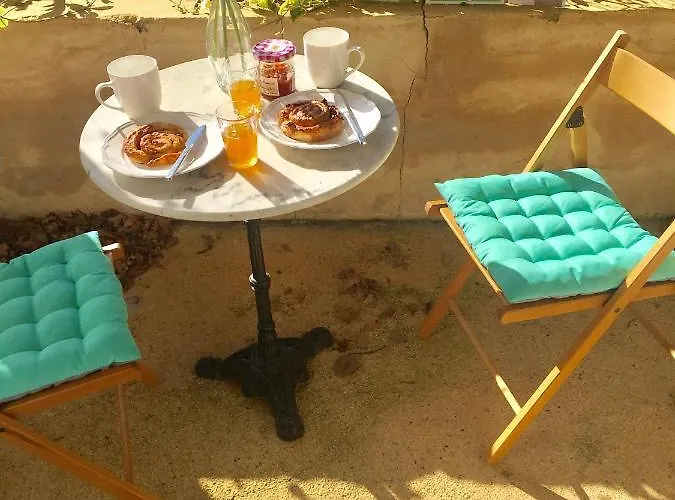 Grand Vue Apartment *